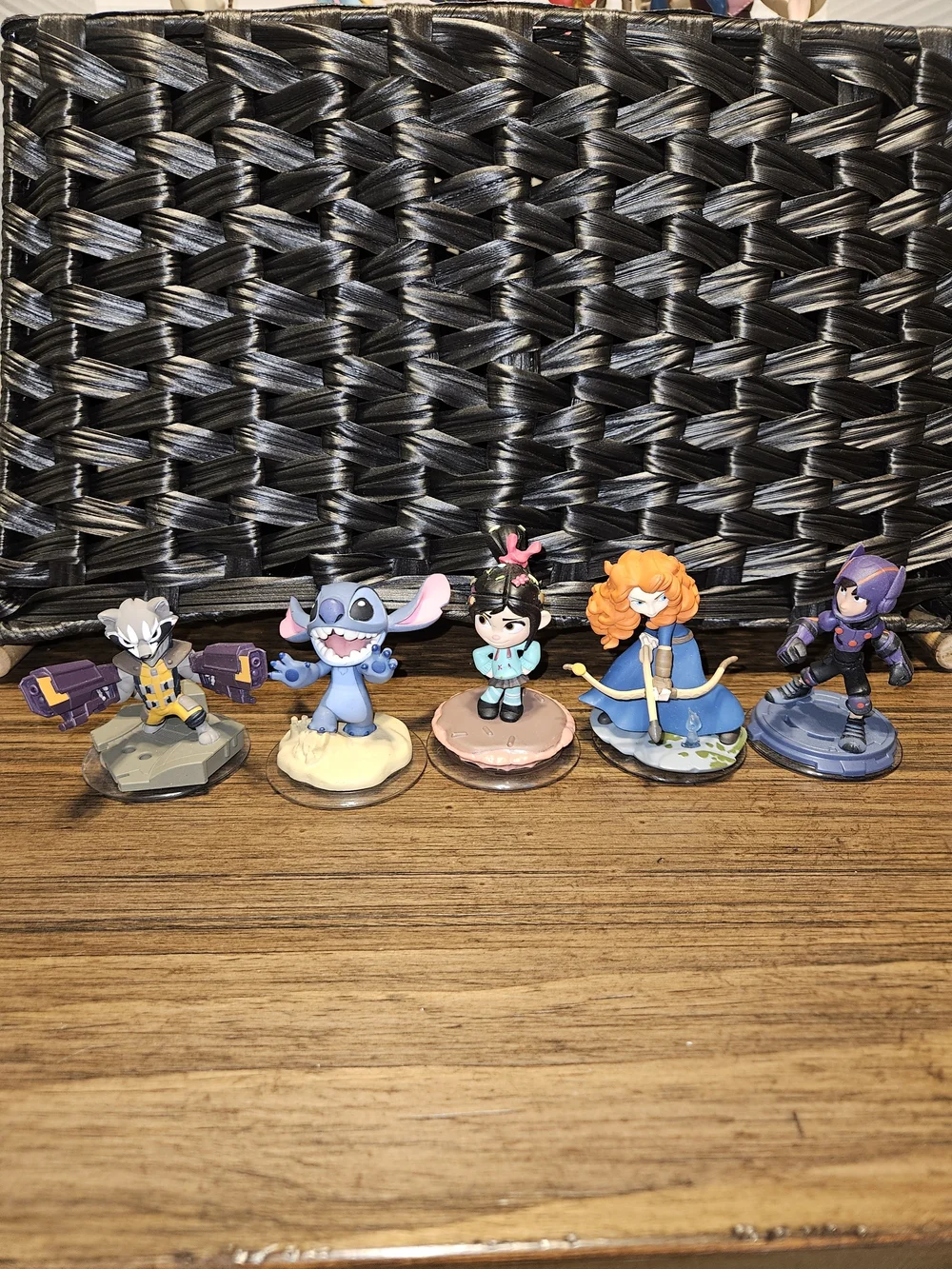 16 Disney Infinity Mixed Character Kids Toy Figure Set - 2.0